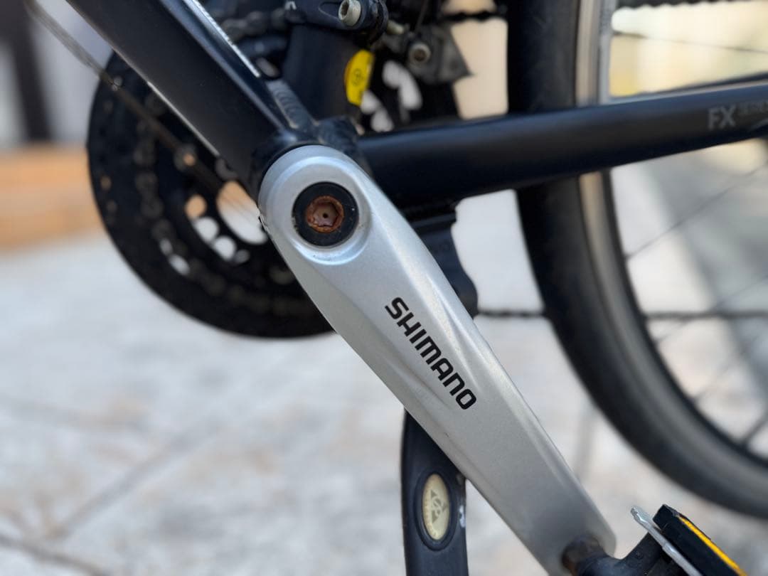 は*る様 【定価8.3万円】マットブラックTrek 大阪府引き取り可能な方限定