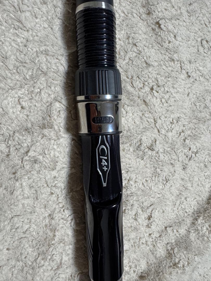 シマノ　ブルズアイ 遠投　４号　570 RP 両軸