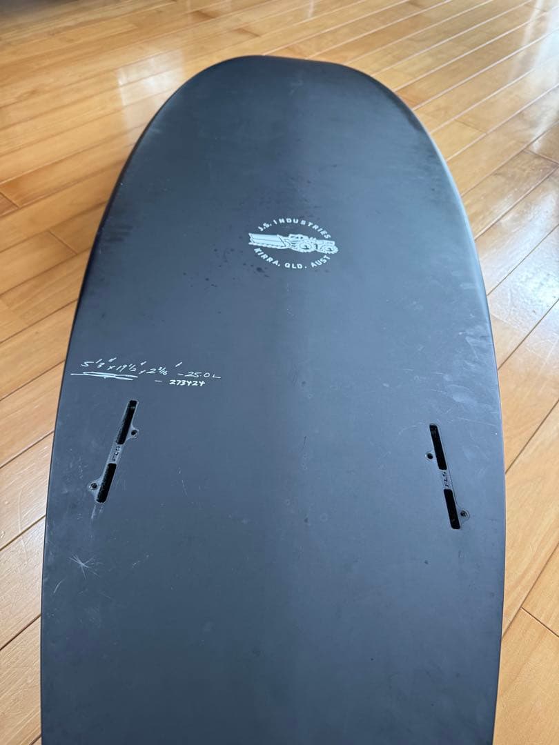 【美品】JS BLACK BARON ブラックバロン 25.0ℓ キールフィン付