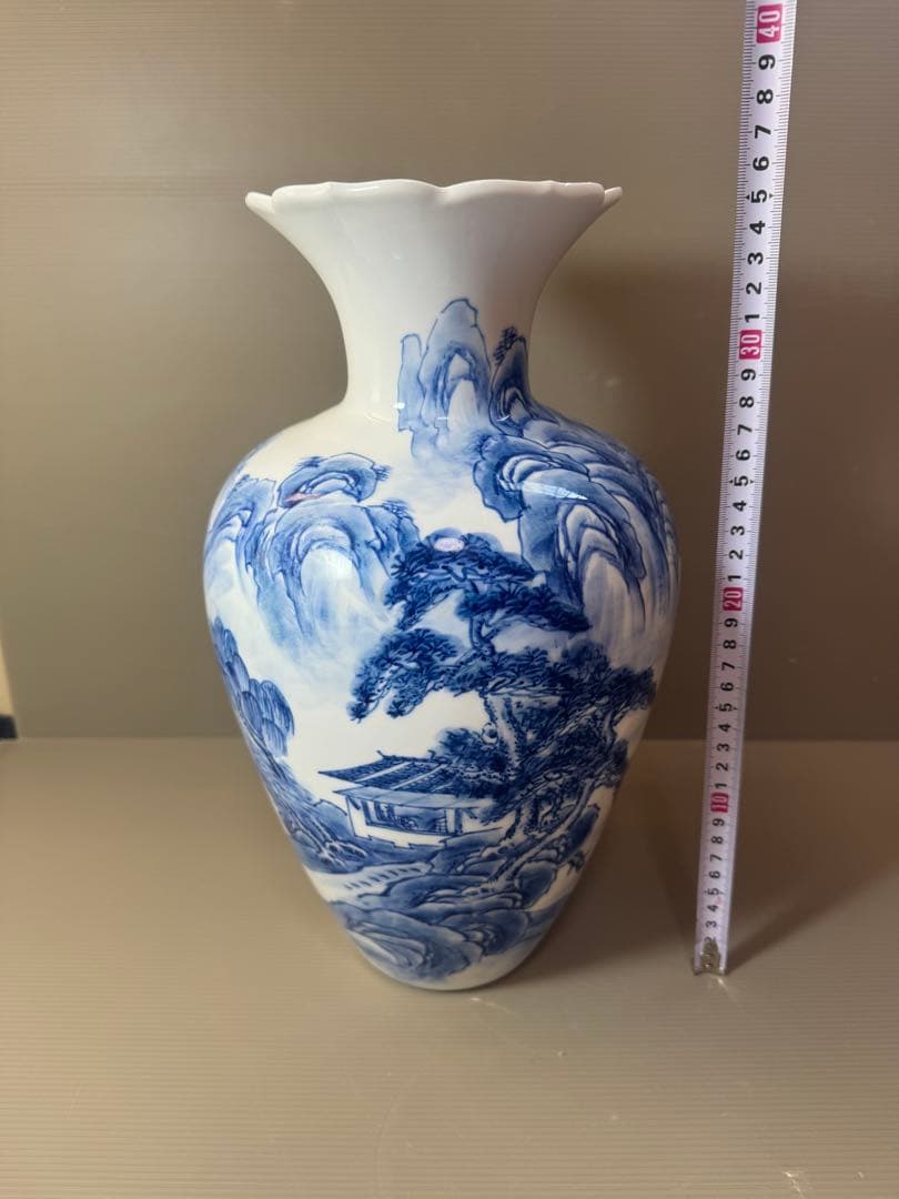 2902 松右衛門作　染付山水　花瓶　35cm