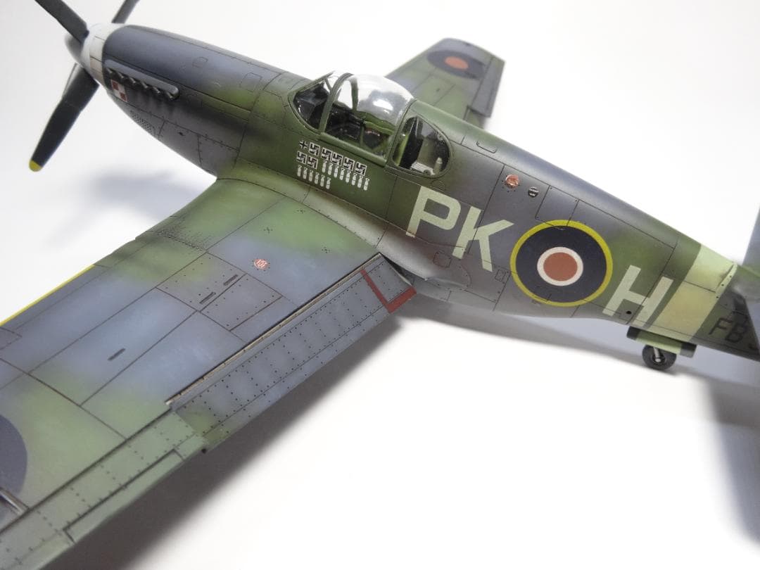 タミヤ1/48英国空軍「マスタングⅢ」完成品