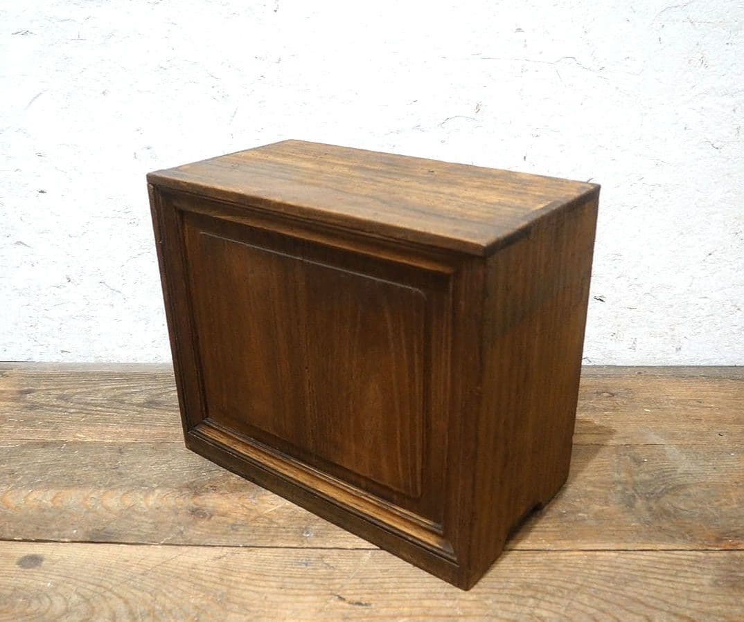 1378 ケンドン扉 レトロな桐の収納棚　ケース　古家具　古道具　アンティーク