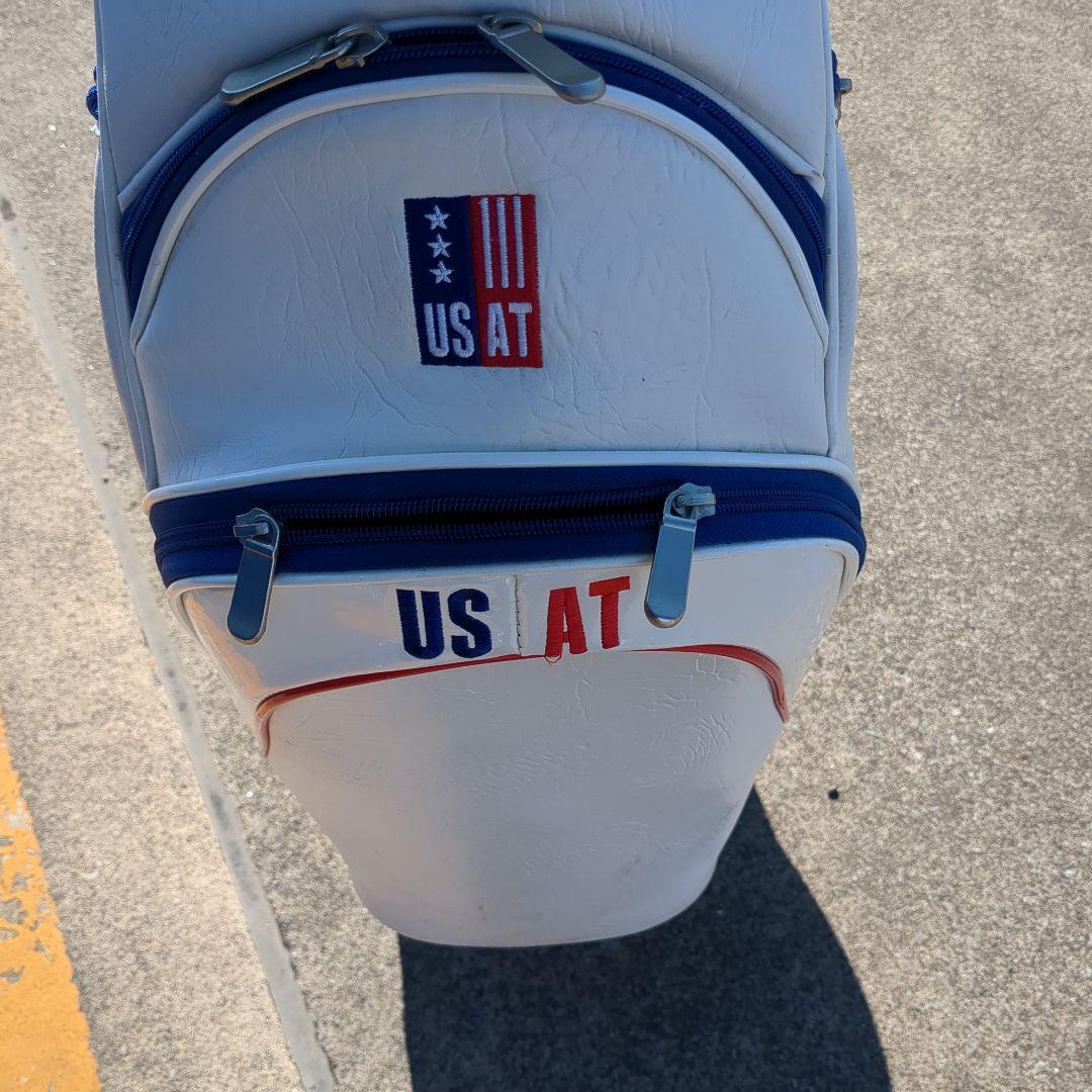 未使用に近いUSA キャディバッグ ホワイト/レッド/ブルー