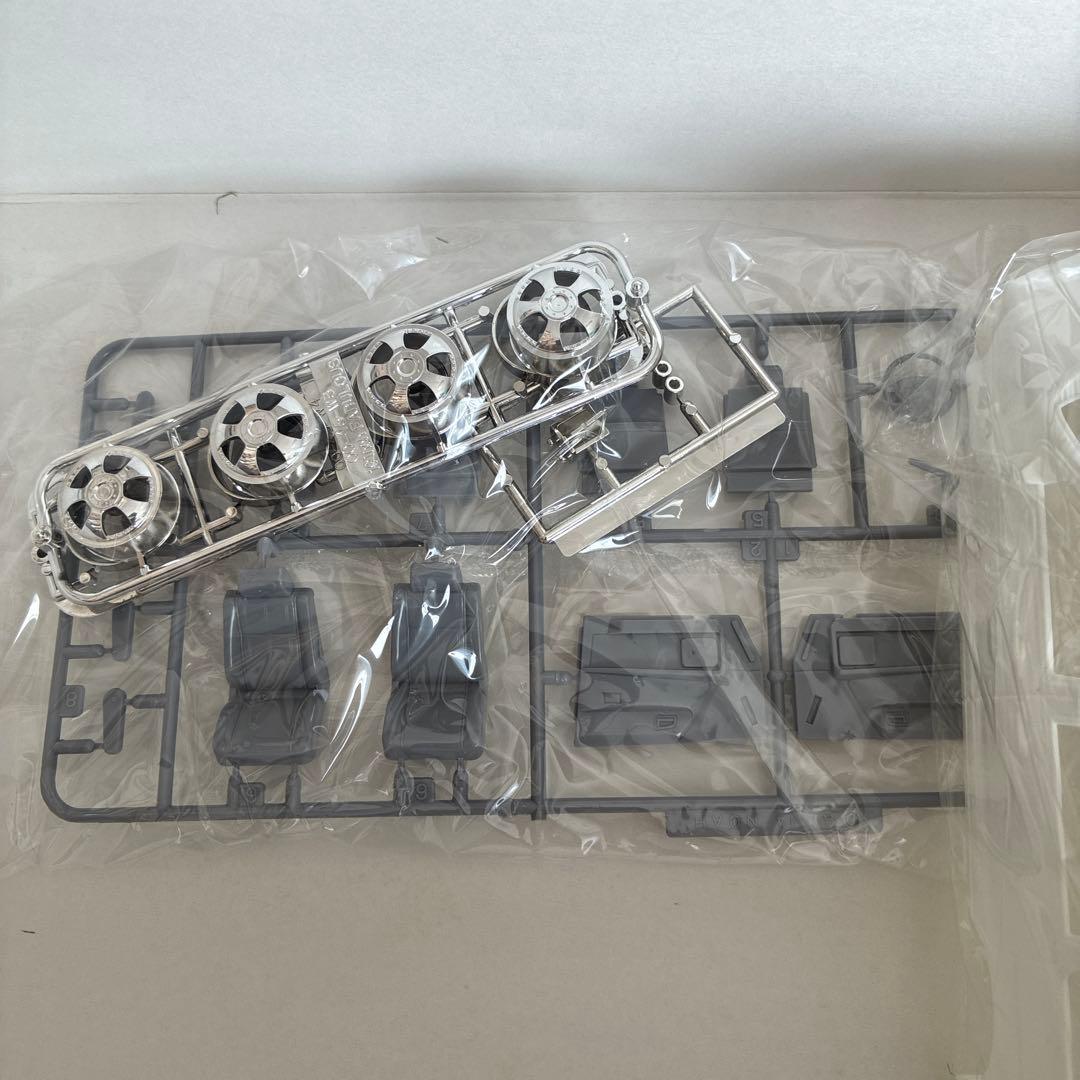 青島FABULOUS トヨタ ノア VIPスタイル 1/24 激レア