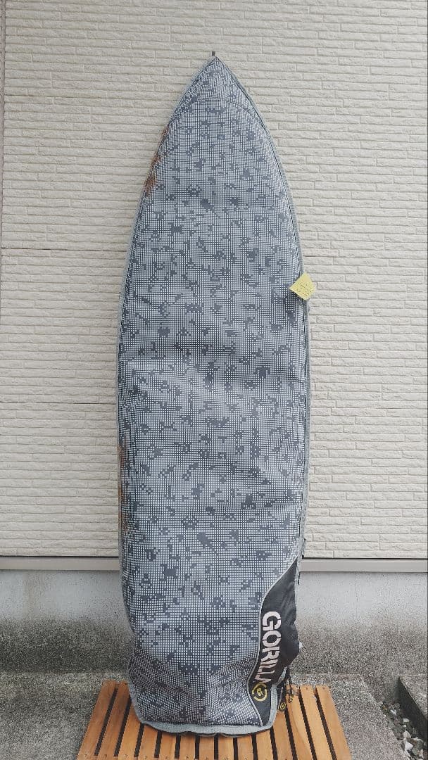 超軽量 EPSサーフボード 5,9 ハードケース付