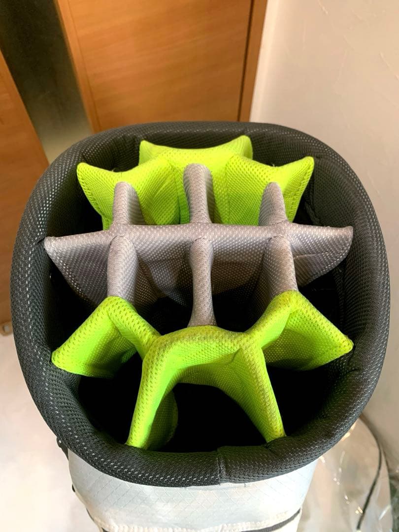 希少　完売　ナイキ　NIKE スポーツカート3　14分割　キャディバッグ