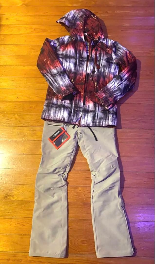 ビラボン BILLABONG 女性用 スノーボードウェア 上下セット Sサイズ