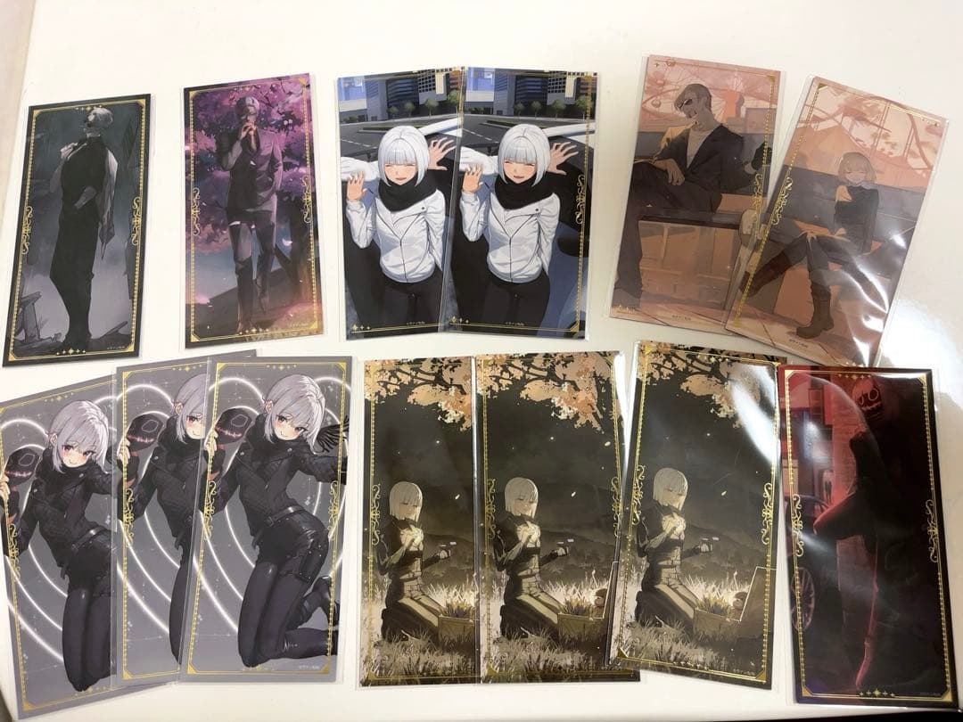 ヴァンねねくじ D賞　箔押しコレクションカード　 E賞　缶バッジ