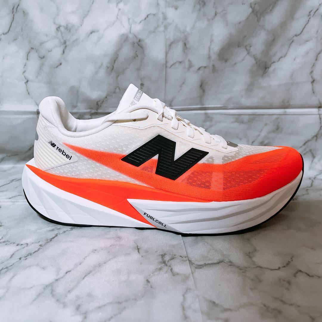 ニューバランス FuelCell Rebel v5（27.0cm）