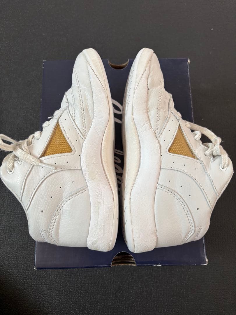 【‼️値下げ‼️】チアシューズ　varsity 21.0cm