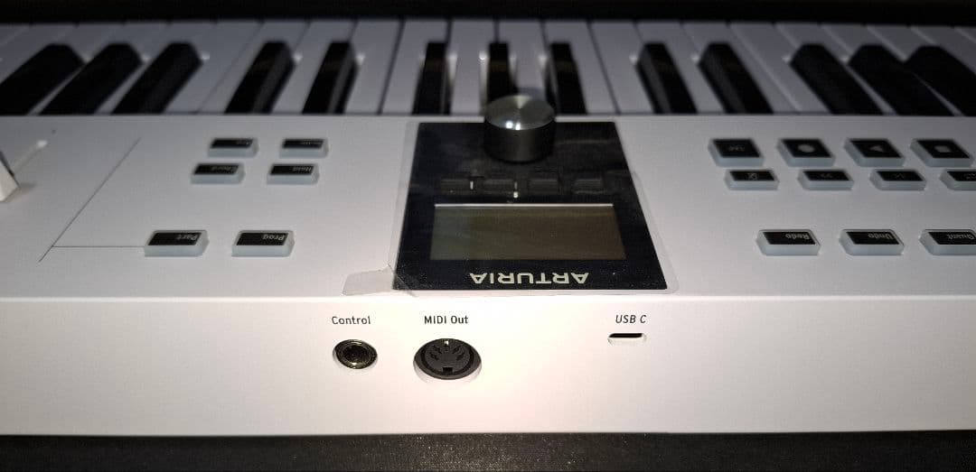 Arturia KeyLab Essential 61 MIDIコントローラー