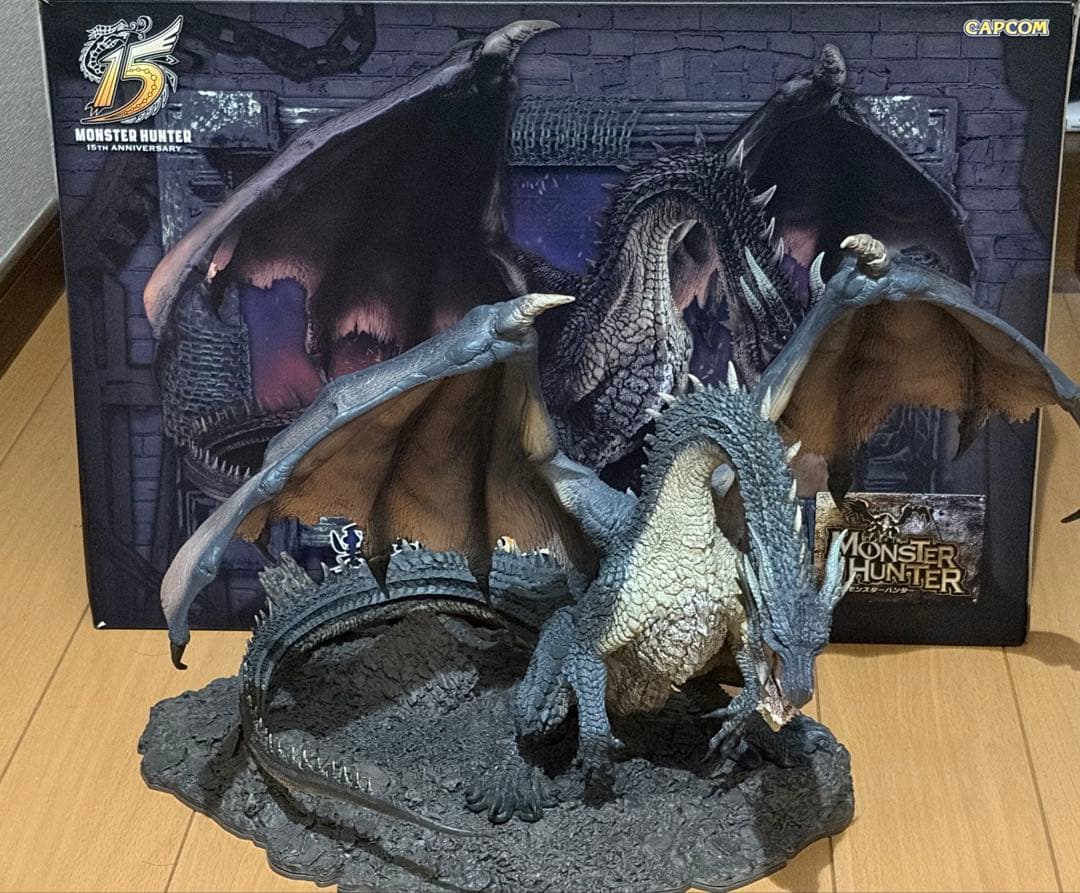 CAPCOM クリエイターズモデル黒龍ミラボレアス フィギュア 約30cm