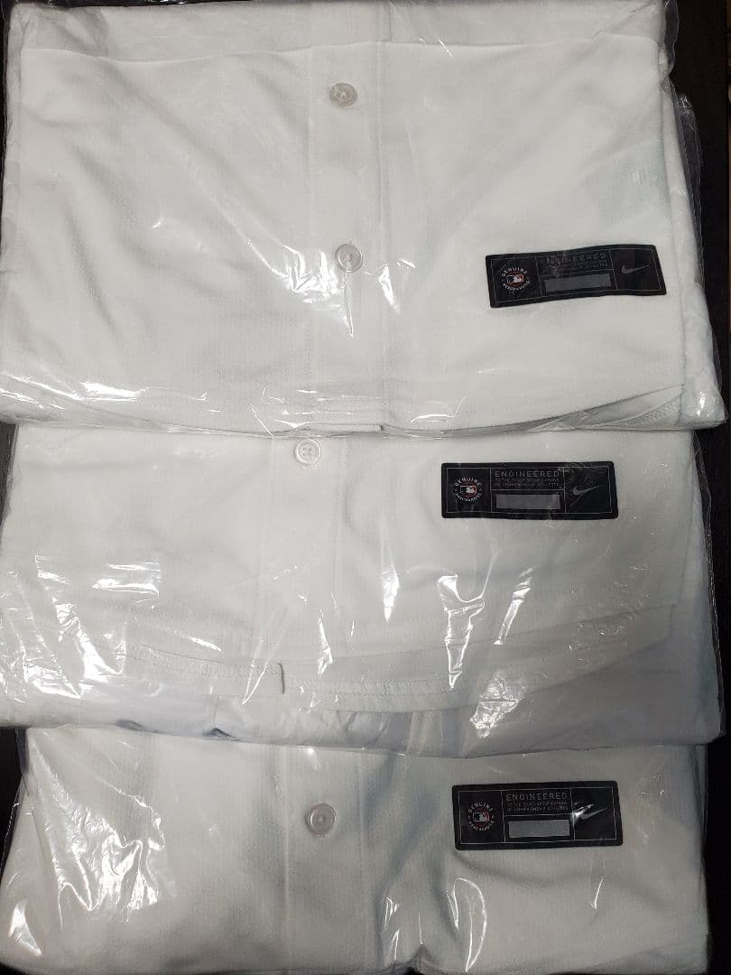 【正規品】限定ゴールドユニフォーム 大谷翔平ベッツフリーマン３点セット Ｓサイズ