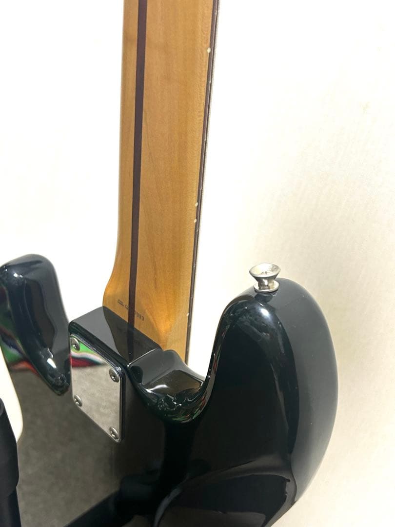 Fender Japan エレキベースギターPB-43. BLK custom