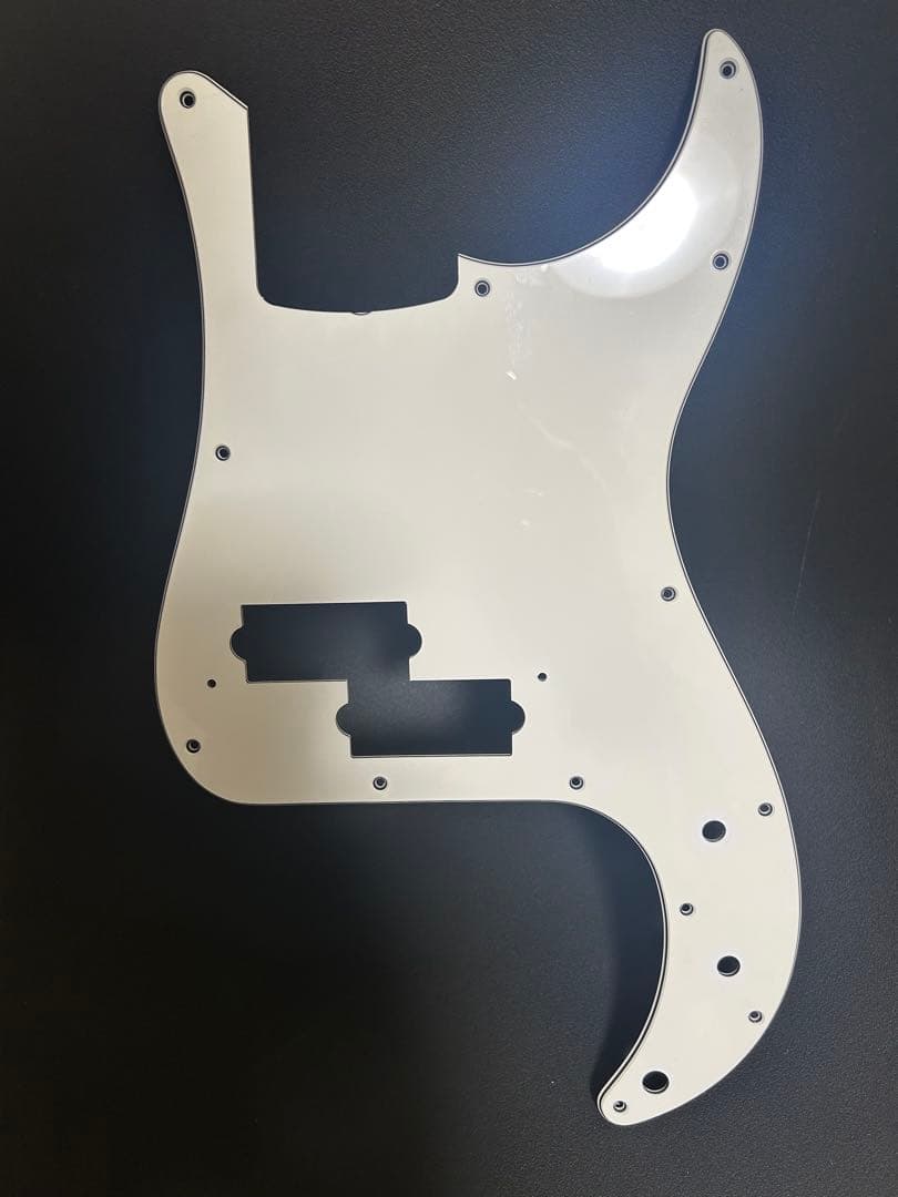 Fender Japan エレキベースギターPB-43. BLK custom