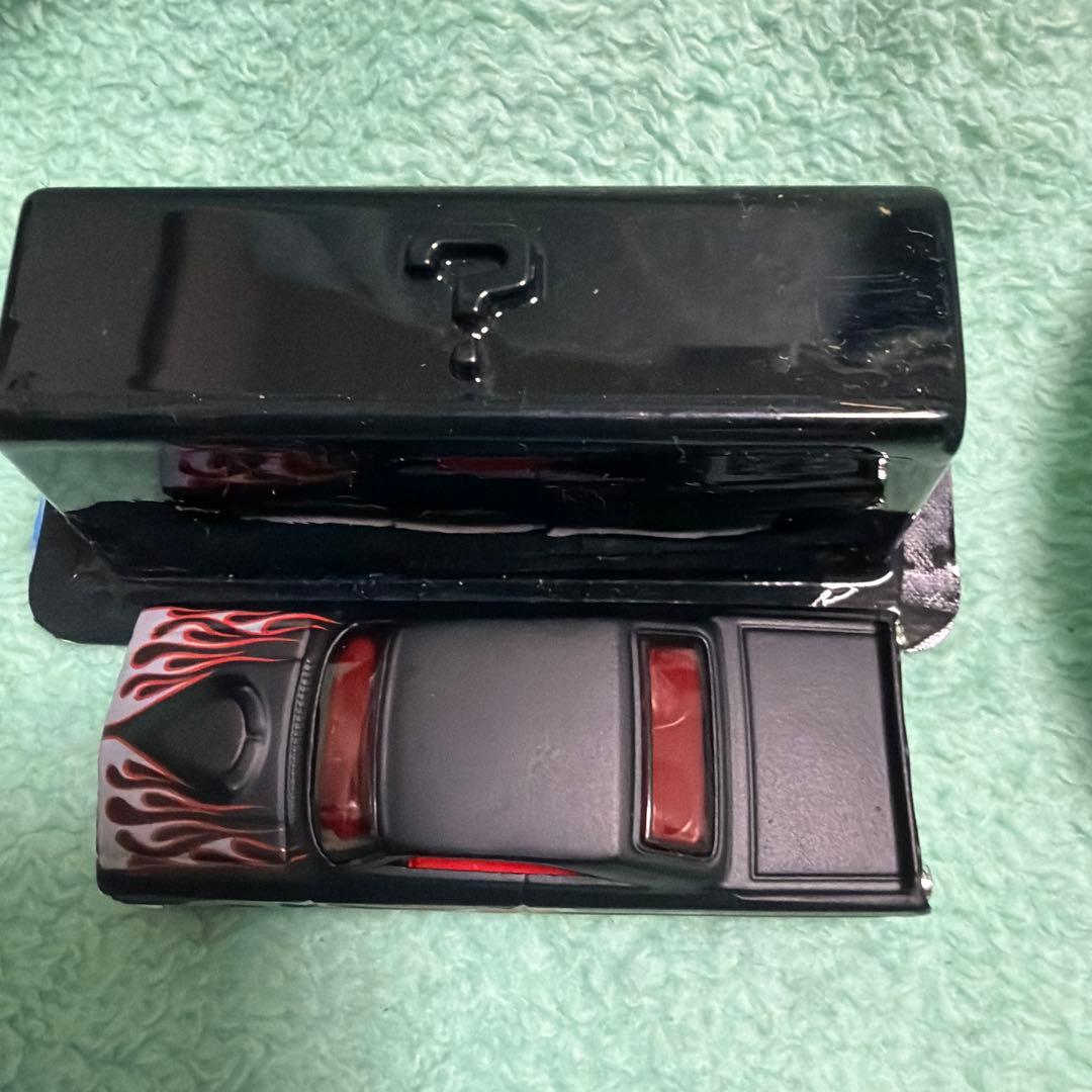 Hot Wheels ミニカーセット 青と黒