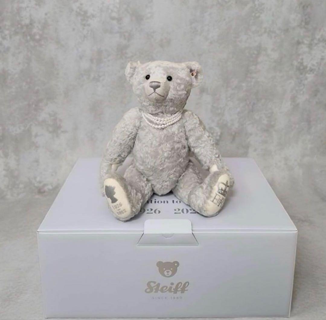 【極美品】シュタイフ エリザベス女王 追悼限定 テディベア 箱付き