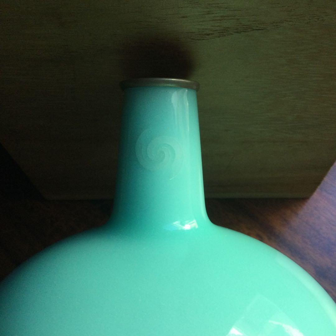 安藤七宝店製、青玉釉唐草文花瓶、一輪挿し、箱付き