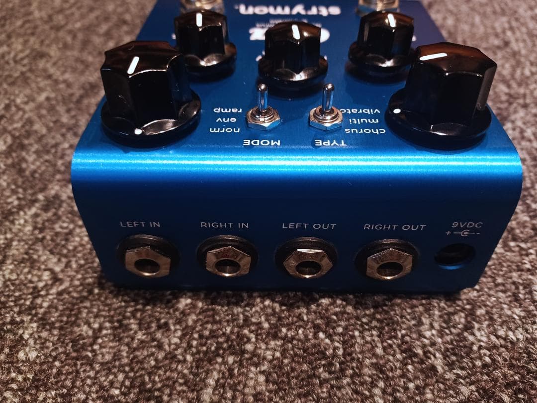 ギター strymon Ola