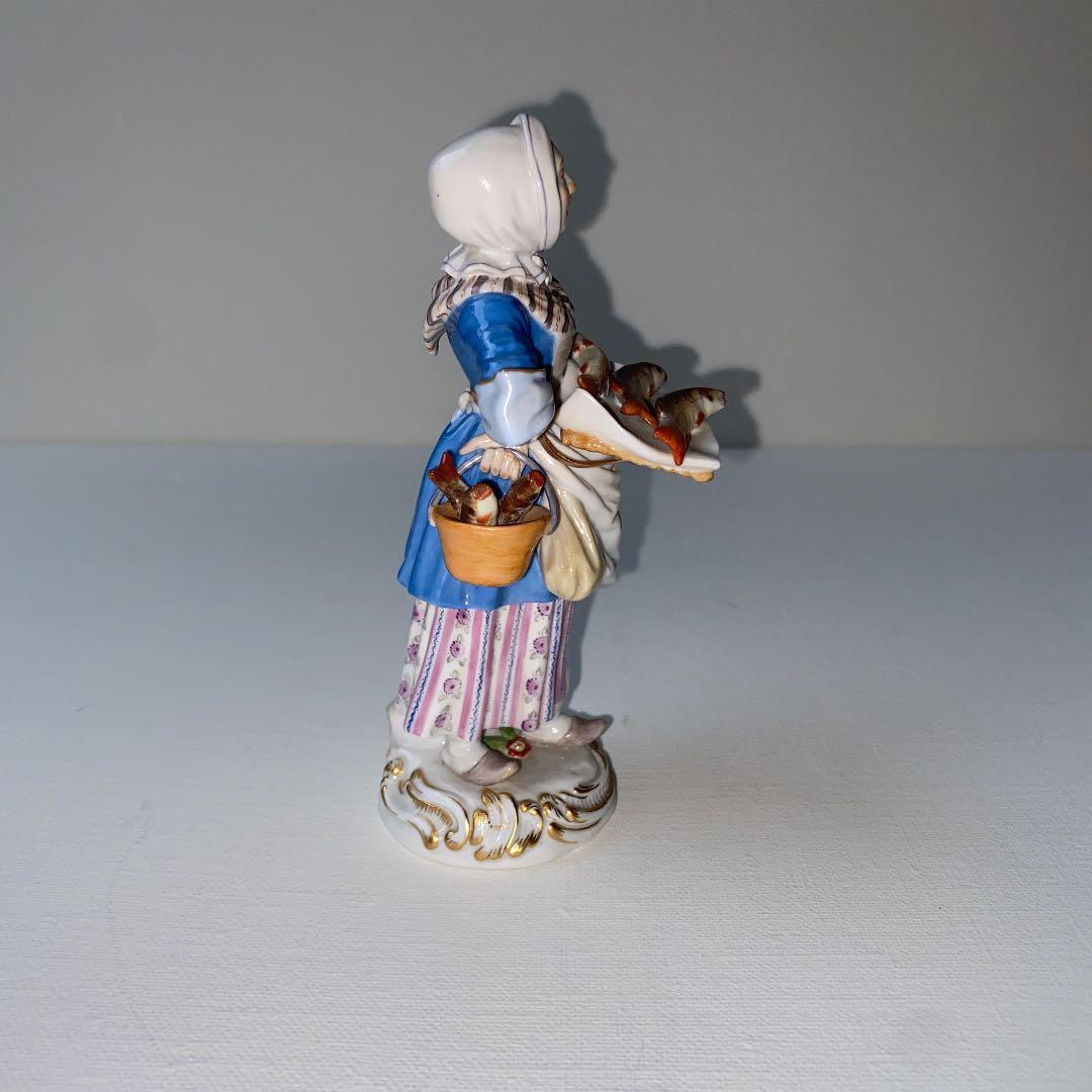 マイセン　アンティーク　フィギュア　パリの物売りシリーズ　魚売りの少女