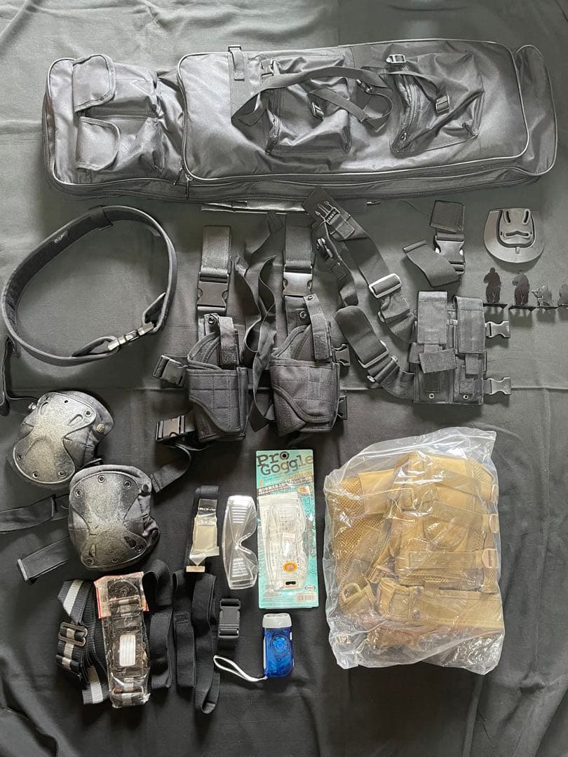 サバゲ　装備品セット　V1ベスト　カーキー　ホルスター　マグポーチ　ベルト