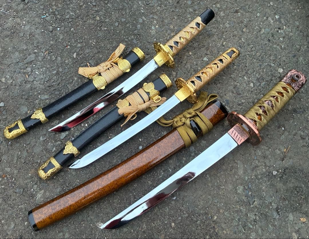 模造刀 太刀造り 金茶柄