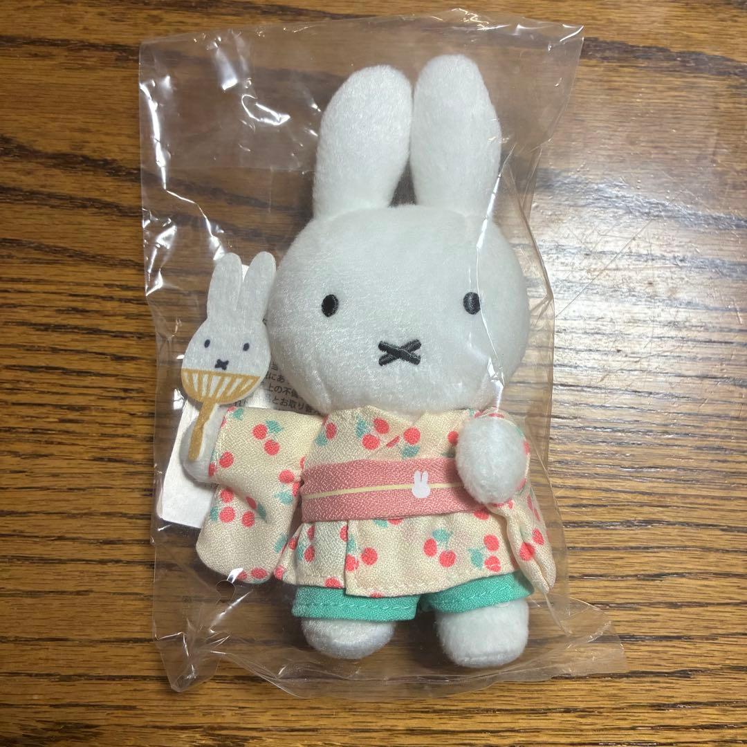 ミッフィー　マスコットキーチェーン　浴衣