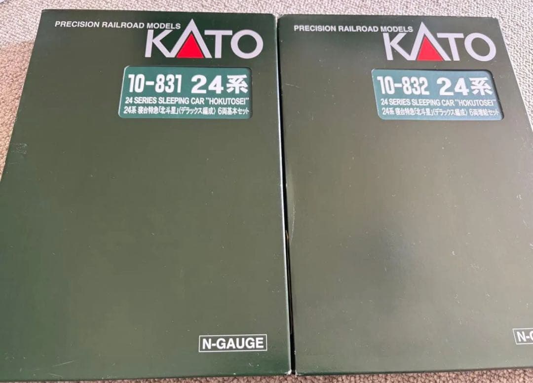 KATO　　EF81 レインボー＋ JR24系 「北斗星デラックス」フル編成