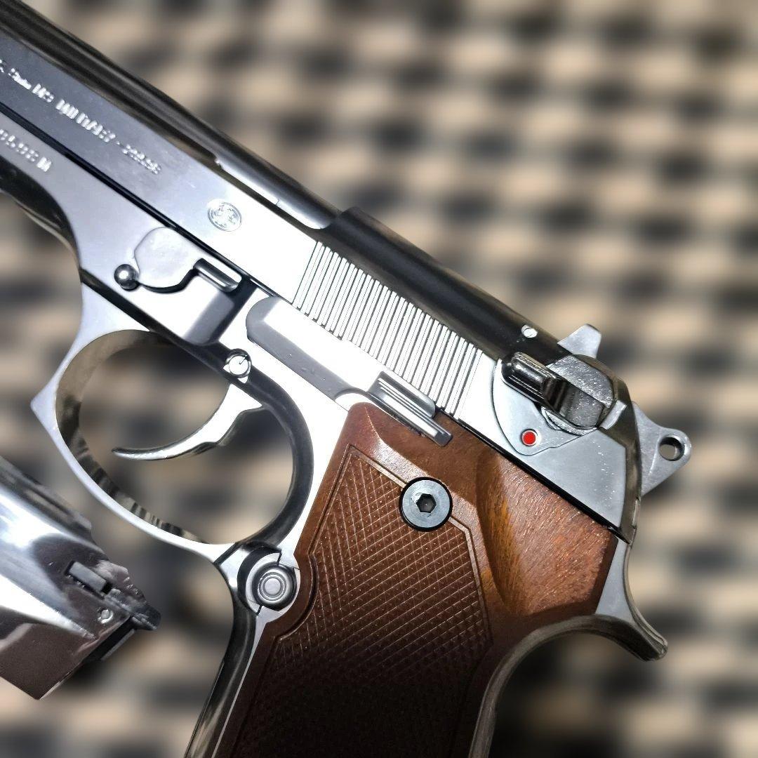 東京マルイ製　M92F　ステンレスモデル　ウッド調グリップ　状態良好