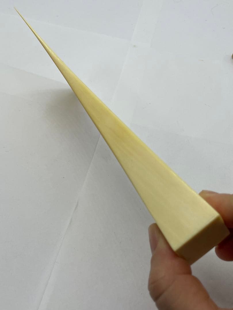 ヴィンテージ  天然素材　バチ　重さ約　119g　#723