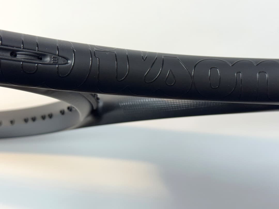 日*9様 Wilson ULTRA100L V4.0 数量限定色NOIR GRI