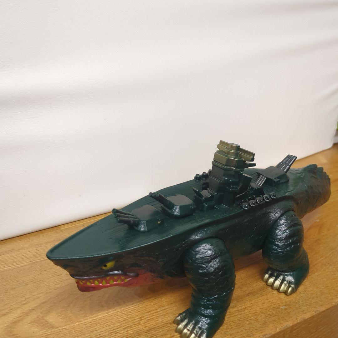ヤマトン　怪獣フィギュア
