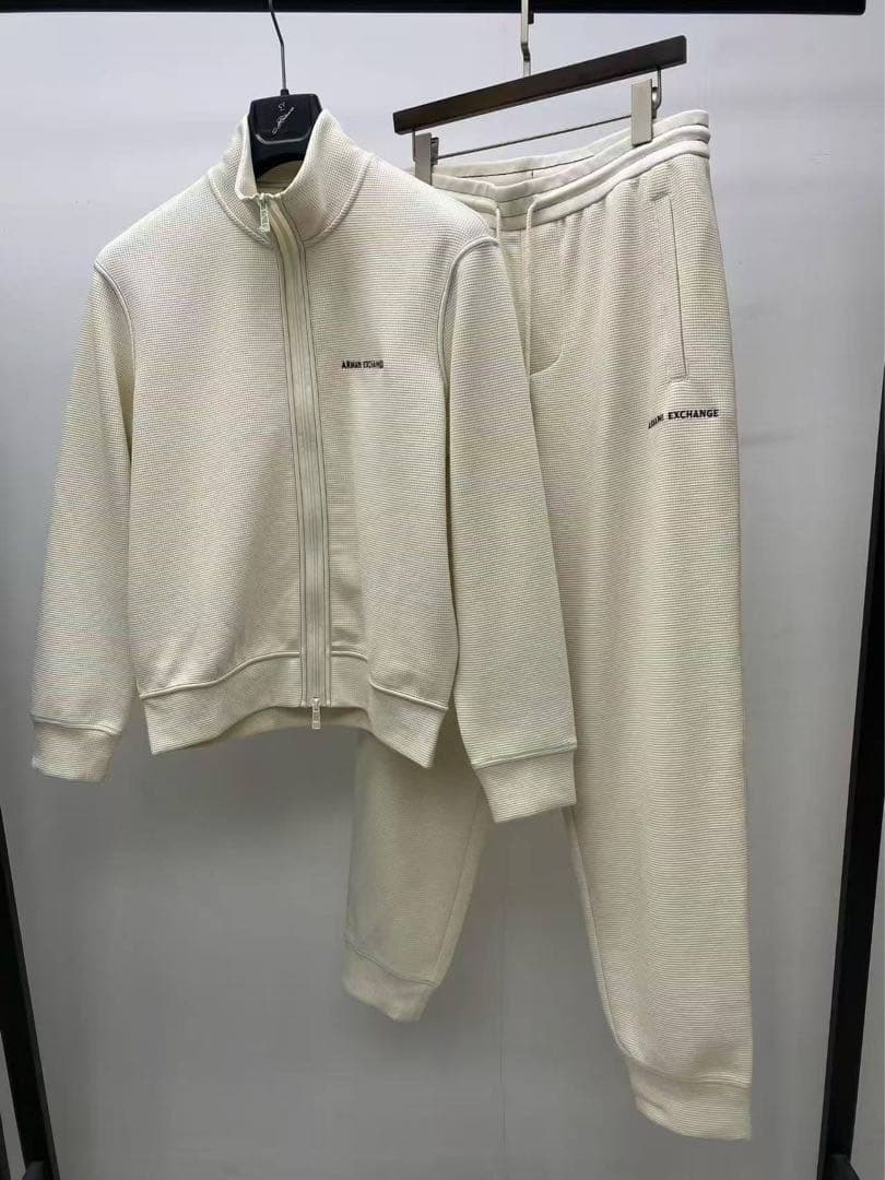 クリーム色 ジャージ上下セット