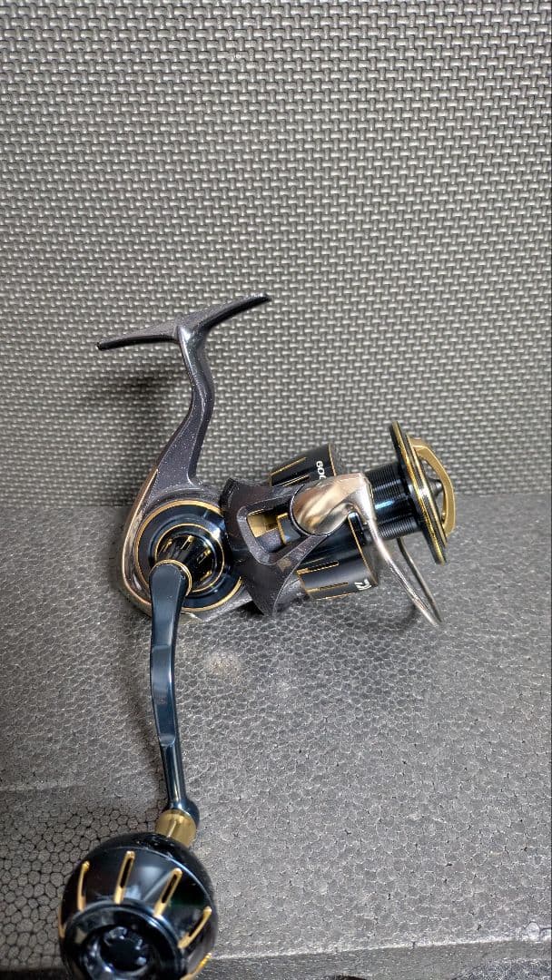 【美品】ダイワ　23 ソルティガ　6000-XH
