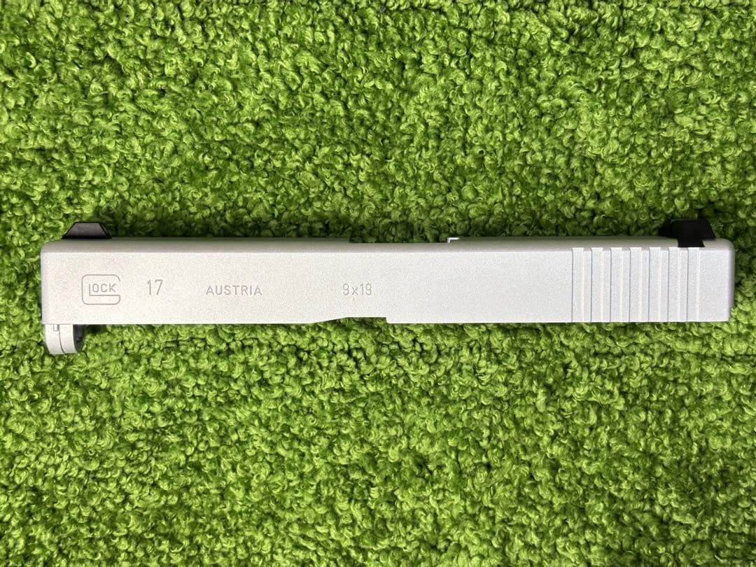 サイドアームズ　東京マルイ グロック17 Gen3 セラコートシルバースライド