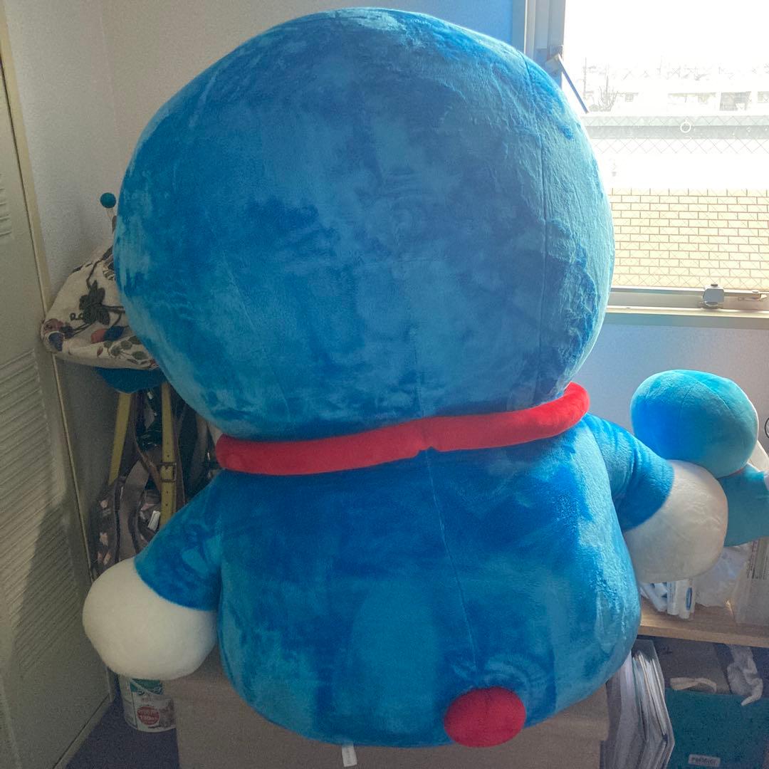 ドラえもん　超特大ぬいぐるみ