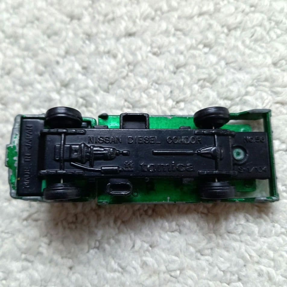 トミカ　ニッサンディーゼル コンドル ブルドーザキャリア　ミニカー　激レア当時物