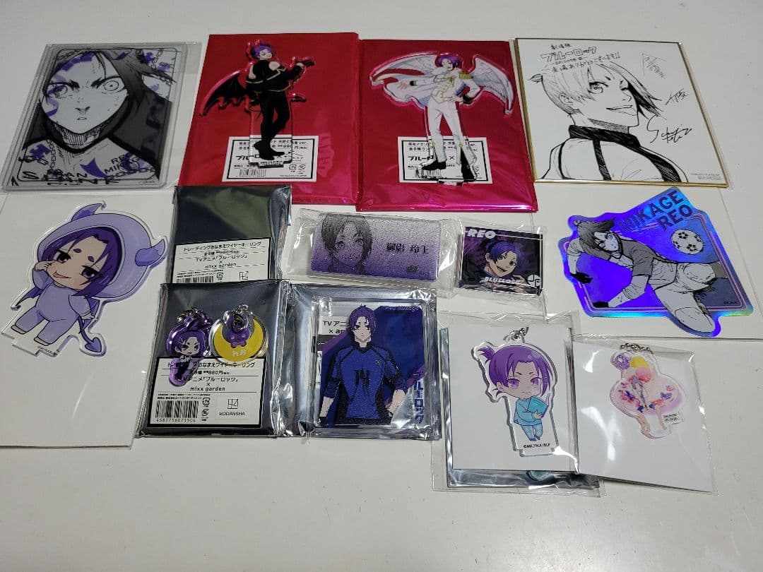 ブルーロック 御影玲王 缶バッジ アクスタ ふぁぼか ちびぐるみ おまんじゅう