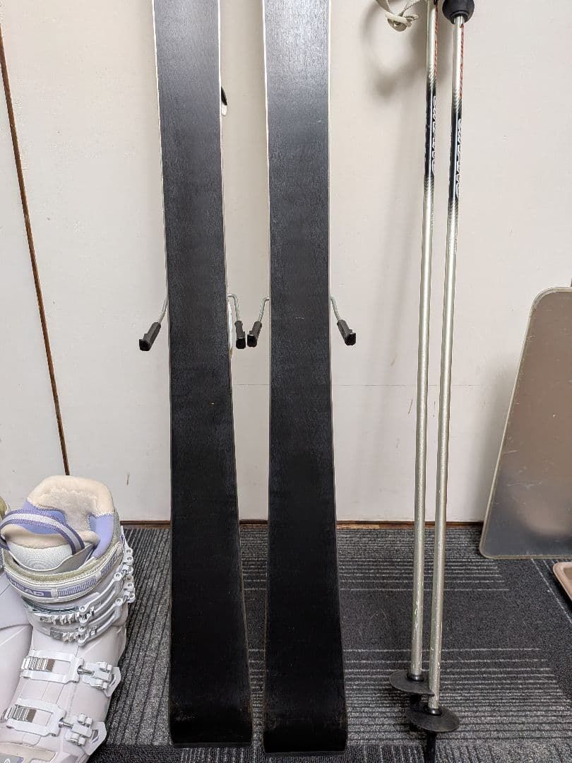 Rossignol レディース スキーセットHEADブーツ ストック付き