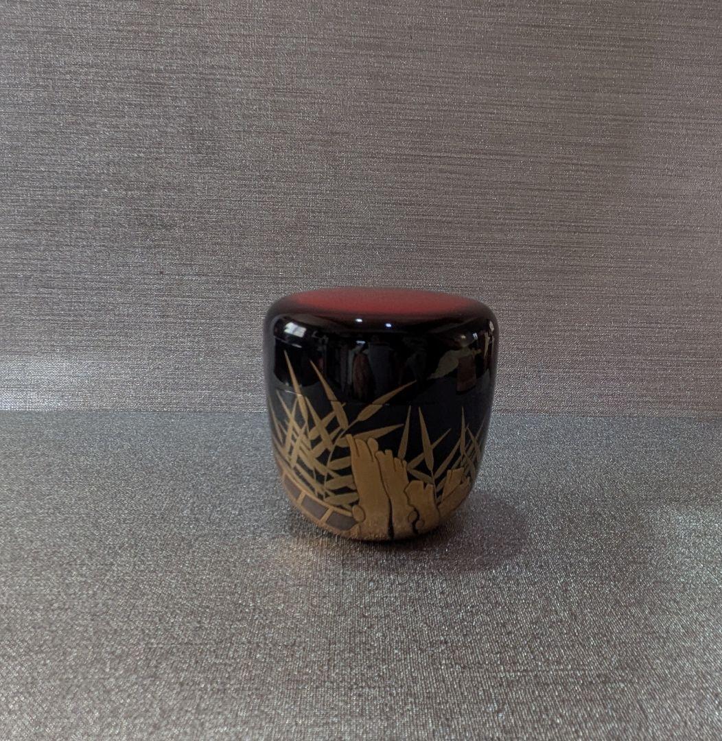 甲紅ニ季鳥裏銀地棗　宗完箱