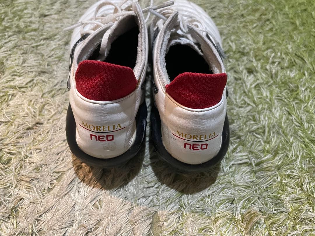 ミズノ　モレリアネオ3Japan 24cm