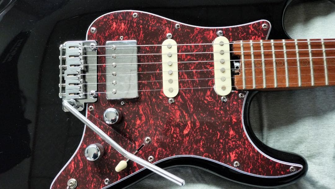 ギター SCHECTER Nick Johnston Traditional HSS