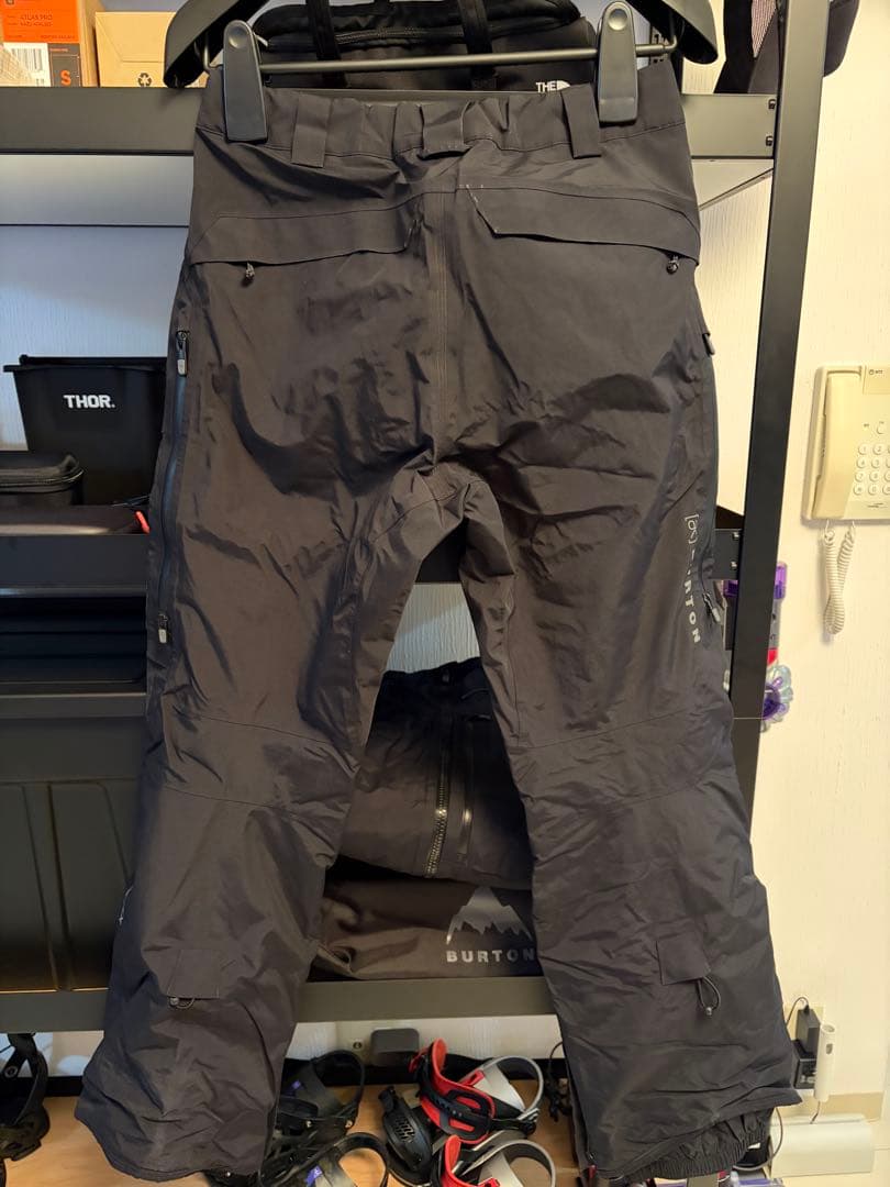 Burton [ak] GORE-TEX size M 上下セット　ブラック