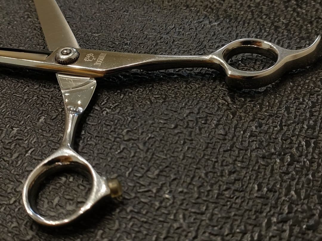 【 DOGWELL トリミングシザー DKA-69A 】