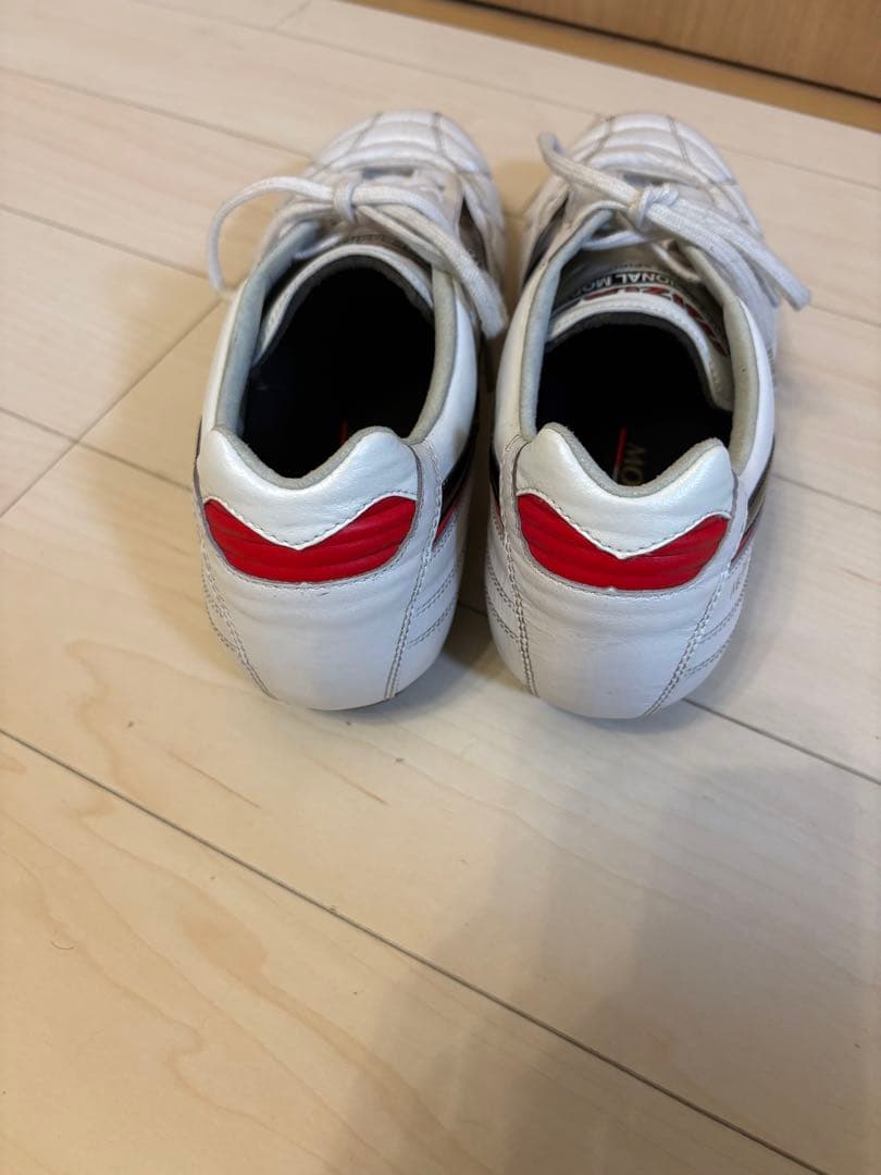 サッカースパイク　ミズノモレリア2Japan