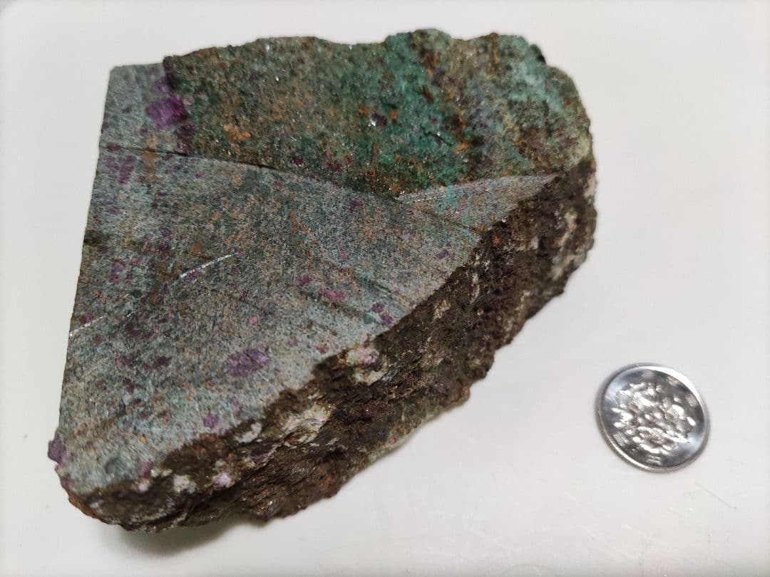 パワーストーン　天然石　原石　ルビーコランダム　751g　No.83