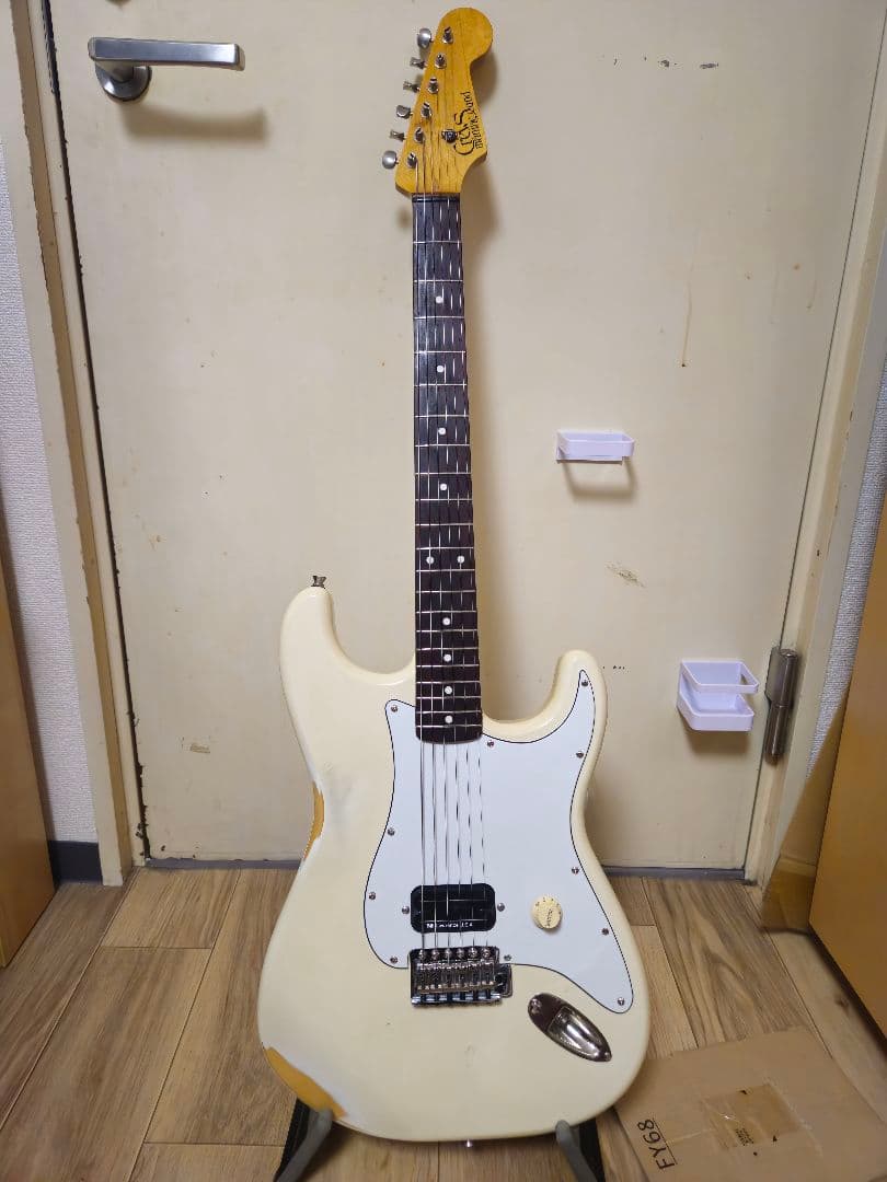 コンポーネント ストラトタイプ