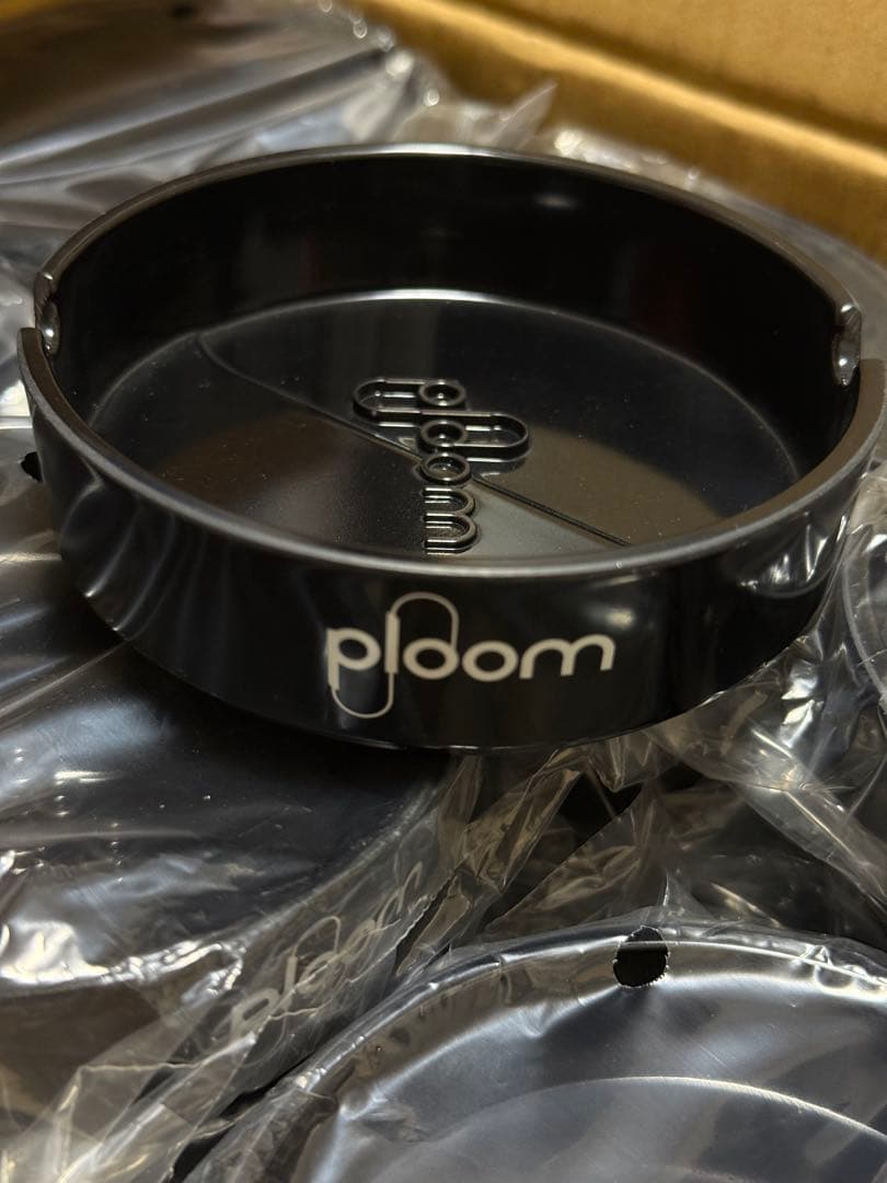 29.000円から値下げ中！新品未使用品！ploom灰皿 ブラック　30個セット