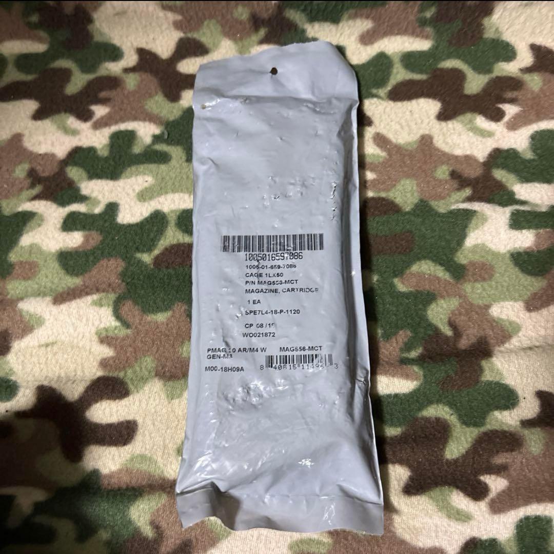 新品　未使用　米軍実物　MAGPUL PMAG 30 窓付き　マグプル　Pマグ⑤