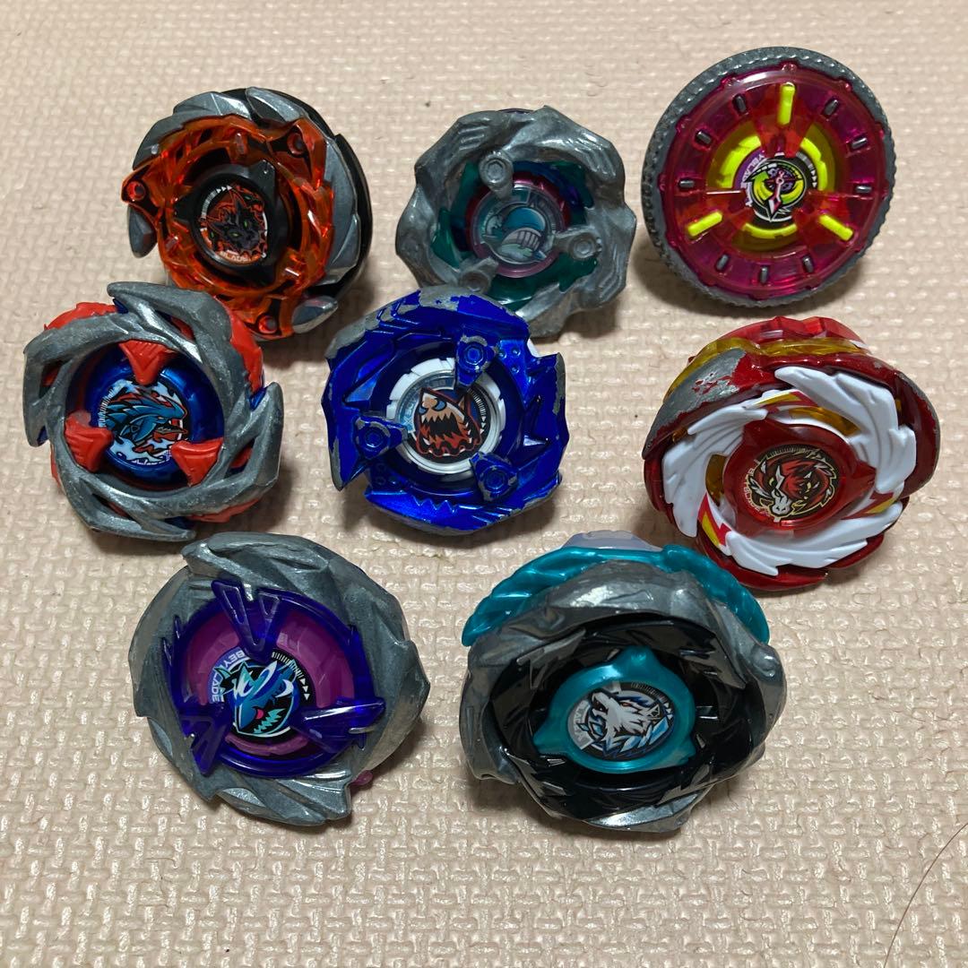ベイブレードx8個セット